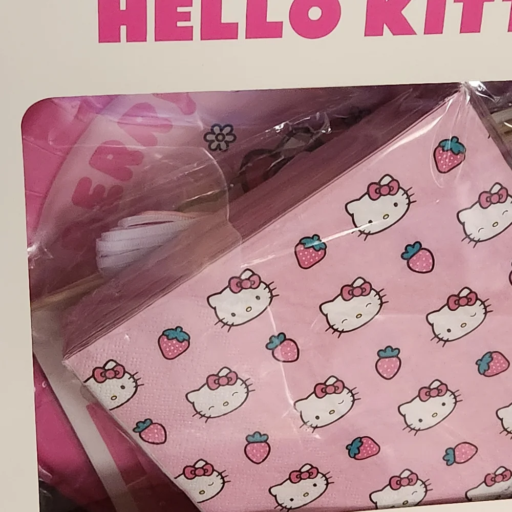 Hello Kitty Pink and Purple Party Tableware Set